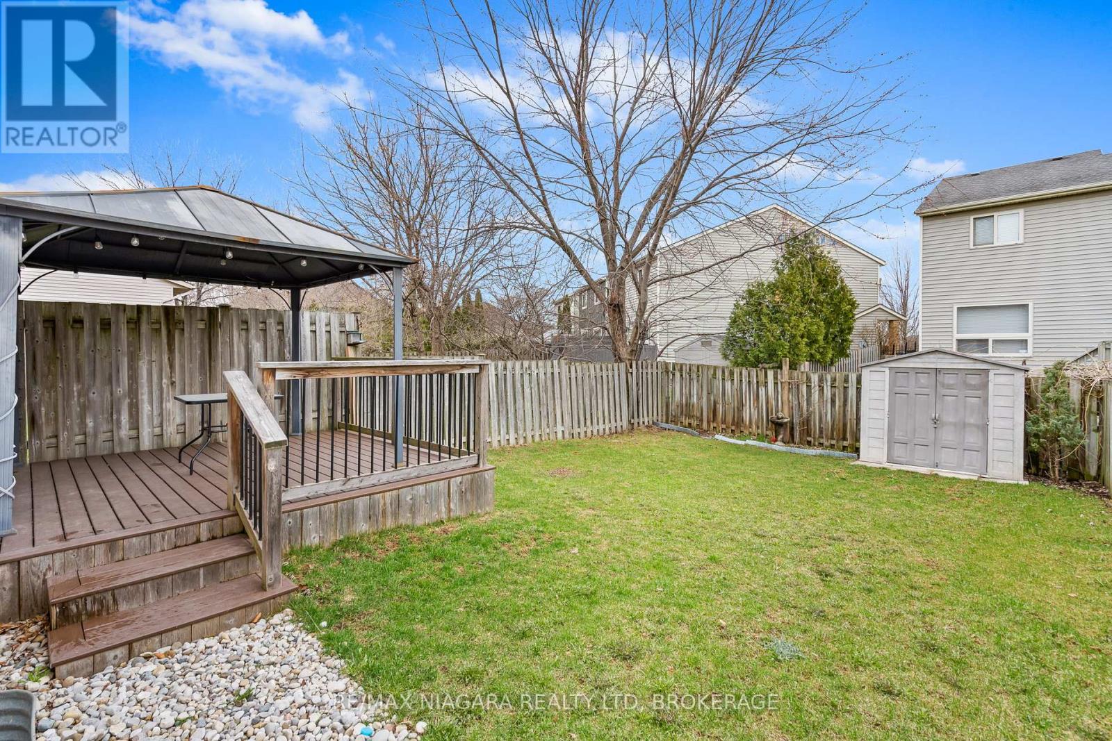 93 Stoney Brook Crescent, St. Catharines, Ontario  L2S 3R9 - Photo 26 - X12956226