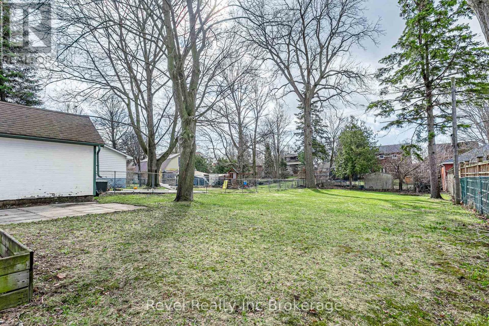 290 Ingersoll Avenue, Woodstock, Ontario  N4S 4W9 - Photo 33 - X12956240