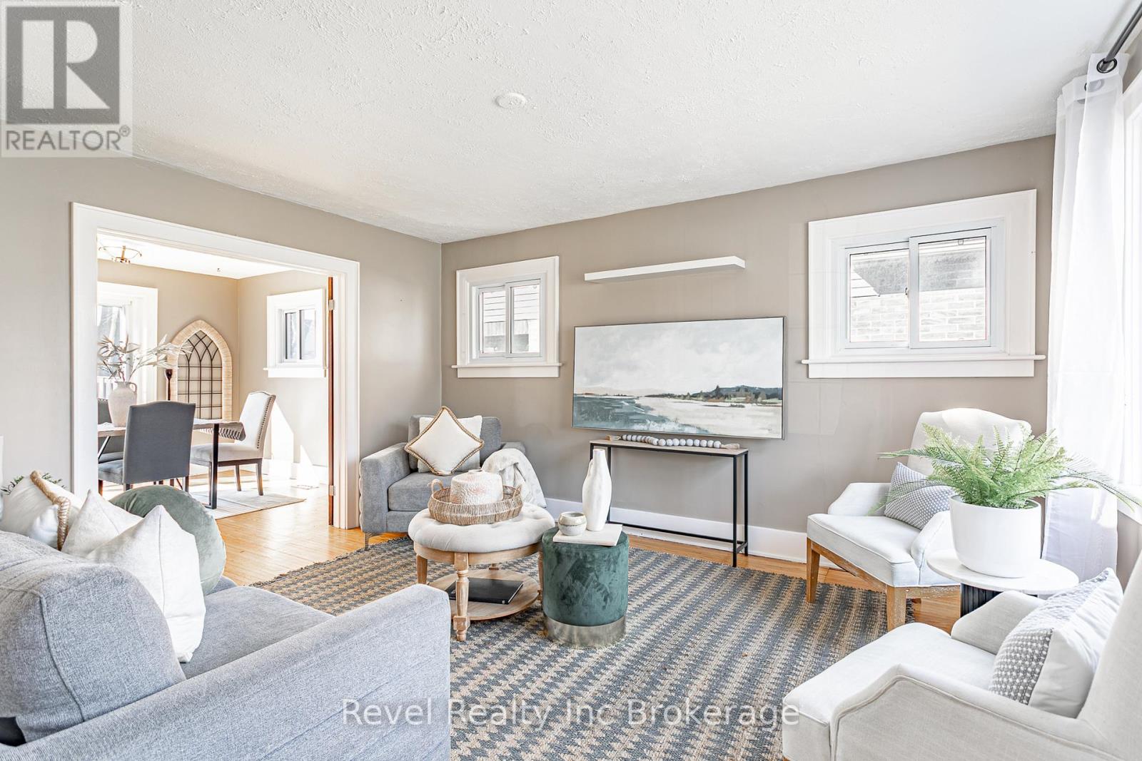 290 Ingersoll Avenue, Woodstock, Ontario  N4S 4W9 - Photo 9 - X12956240