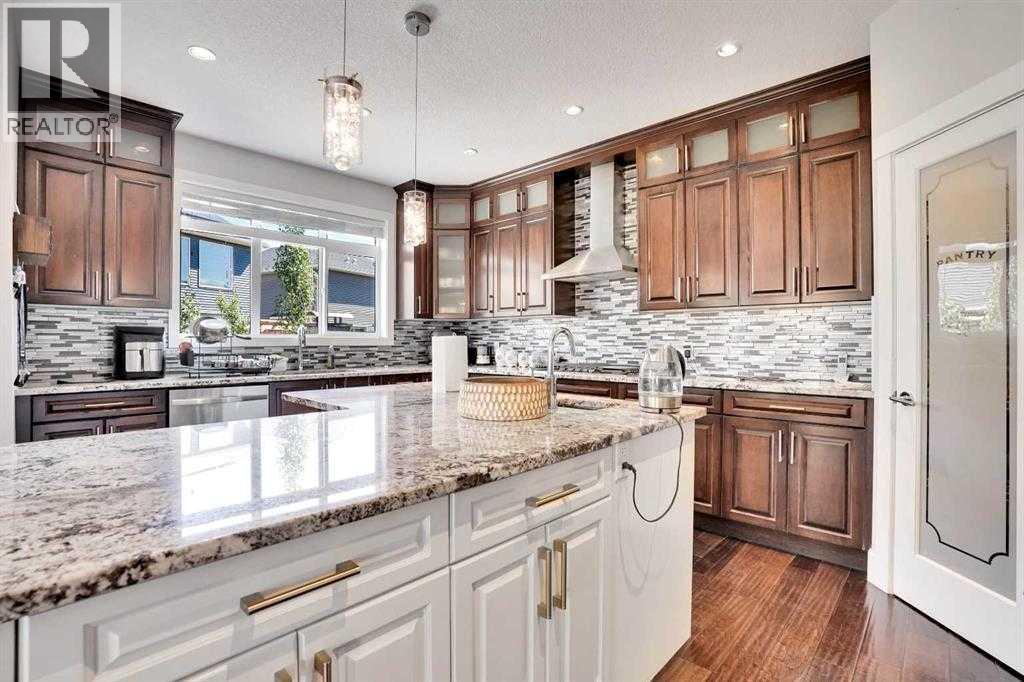 172 Kinniburgh Way, Chestermere, Alberta  T1X 0R8 - Photo 14 - A2298667