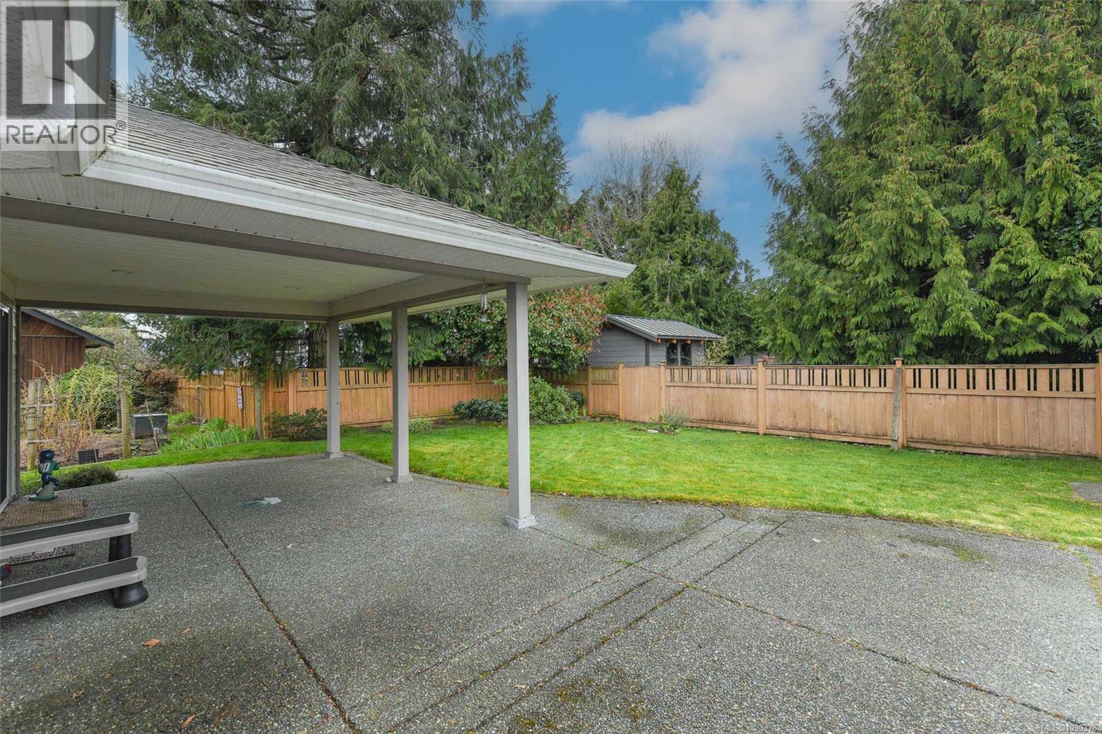 555 Haida St, Comox, British Columbia V9M 4A7 - Photo 15 - 1030378