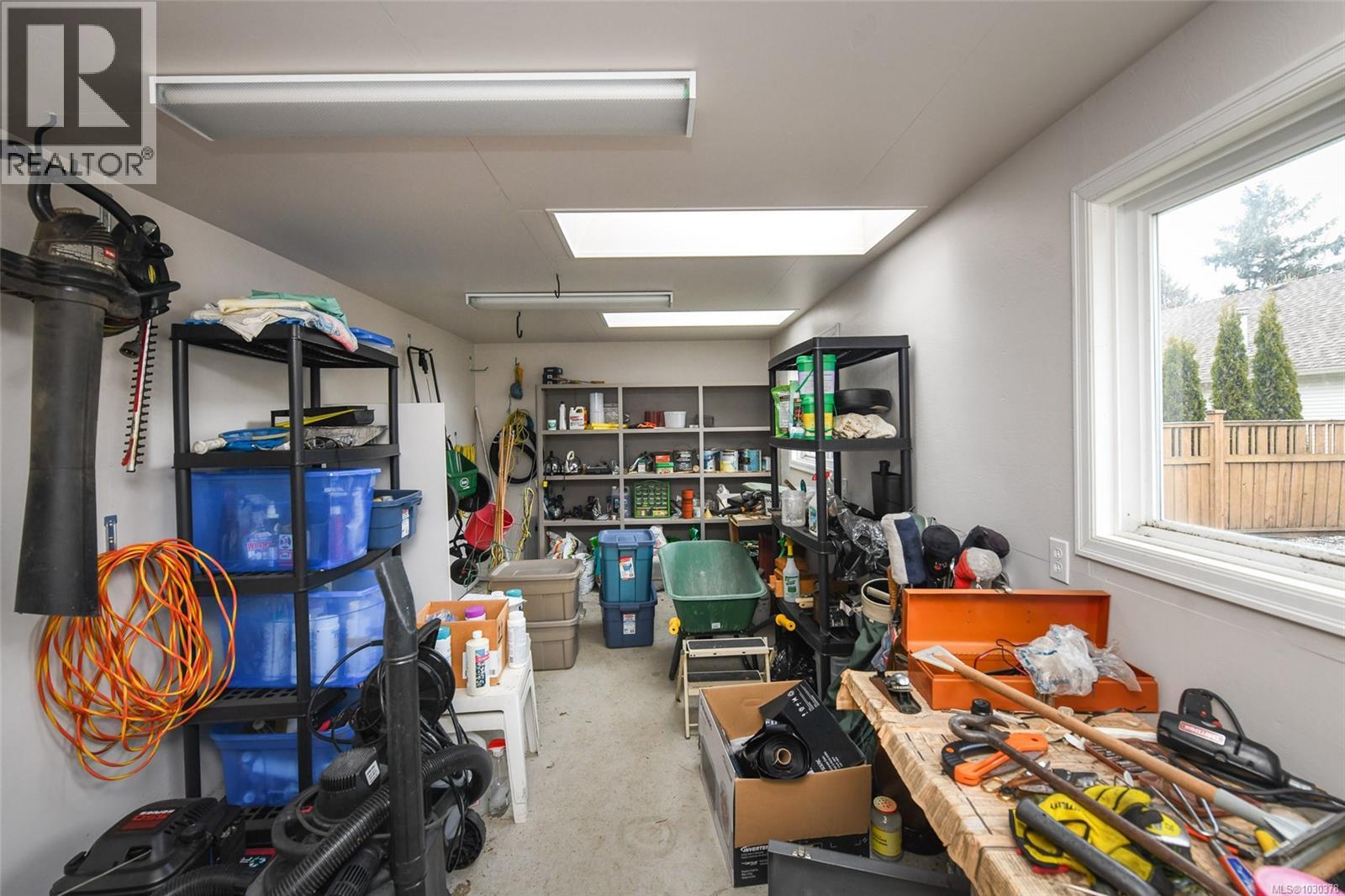 555 Haida St, Comox, British Columbia V9M 4A7 - Photo 20 - 1030378