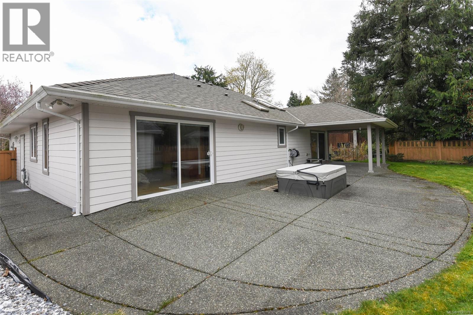 555 Haida St, Comox, British Columbia V9M 4A7 - Photo 22 - 1030378