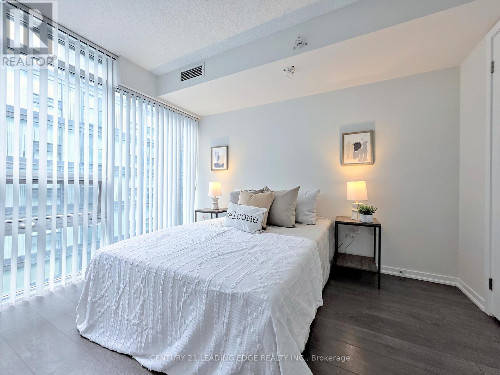 1907e - 36 Lisgar Street, Toronto, Ontario  M6J 0C7 - Photo 8 - C12956230