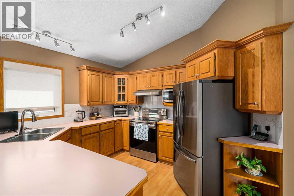 184 Sunmeadows Crescent Se, Calgary, Alberta  T2X 3H1 - Photo 11 - A2298313