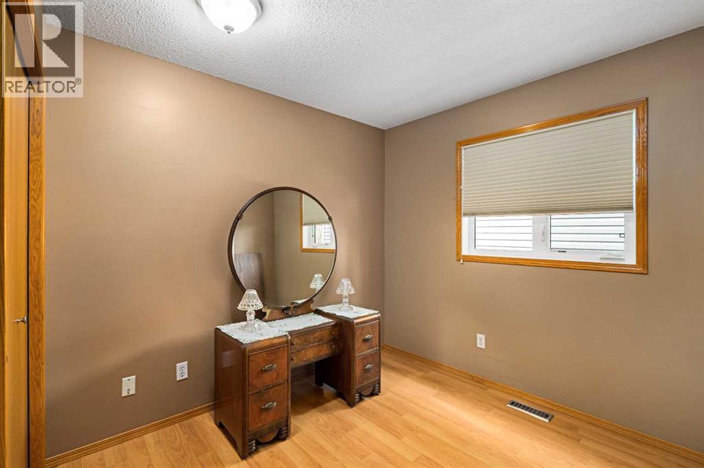 184 Sunmeadows Crescent Se, Calgary, Alberta  T2X 3H1 - Photo 17 - A2298313