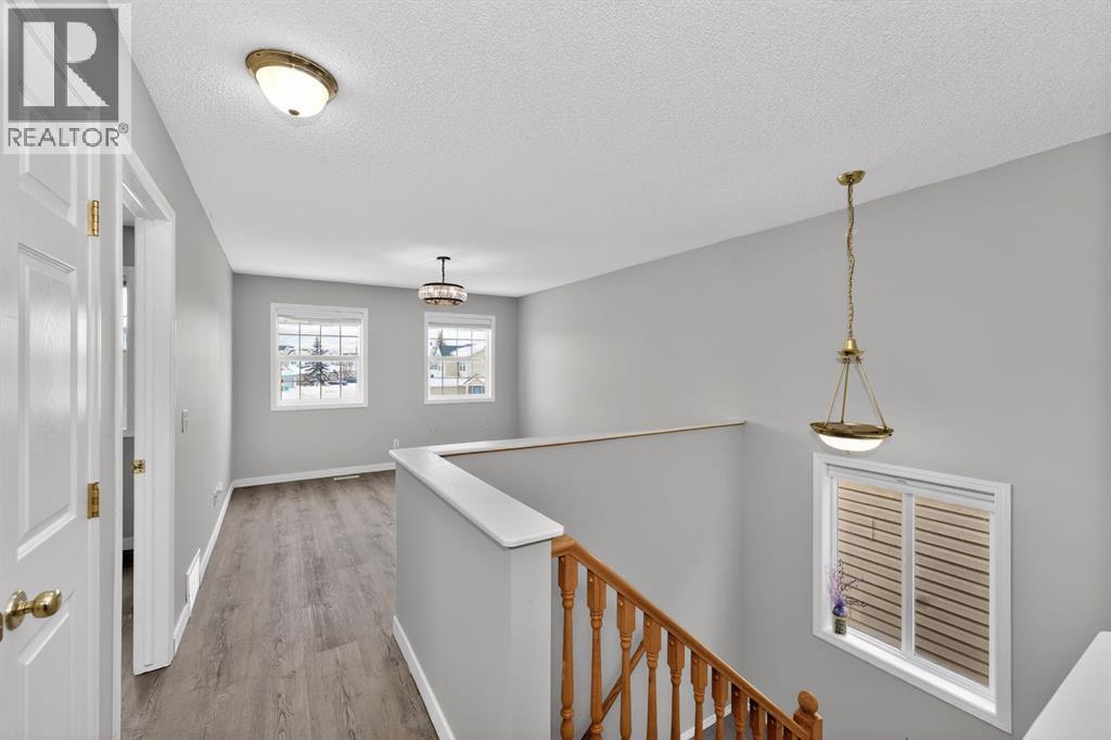 42 Royal Elm Drive NW, Calgary, Alberta  T3G 5P7 - Photo 12 - A2298552