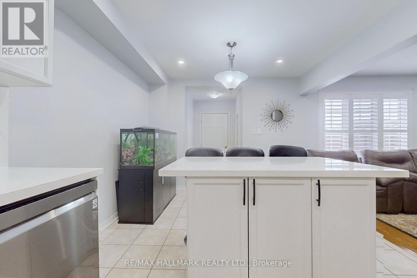 6 Blytheway Gate, Ajax, Ontario  L1T 0J5 - Photo 21 - E12956248