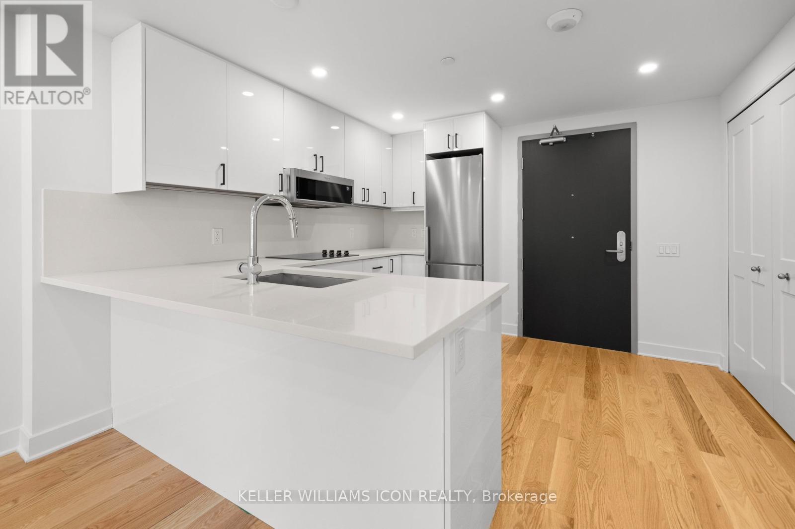 1405 - 180 George Street, Ottawa, Ontario  K1N 0G8 - Photo 4 - X12956202