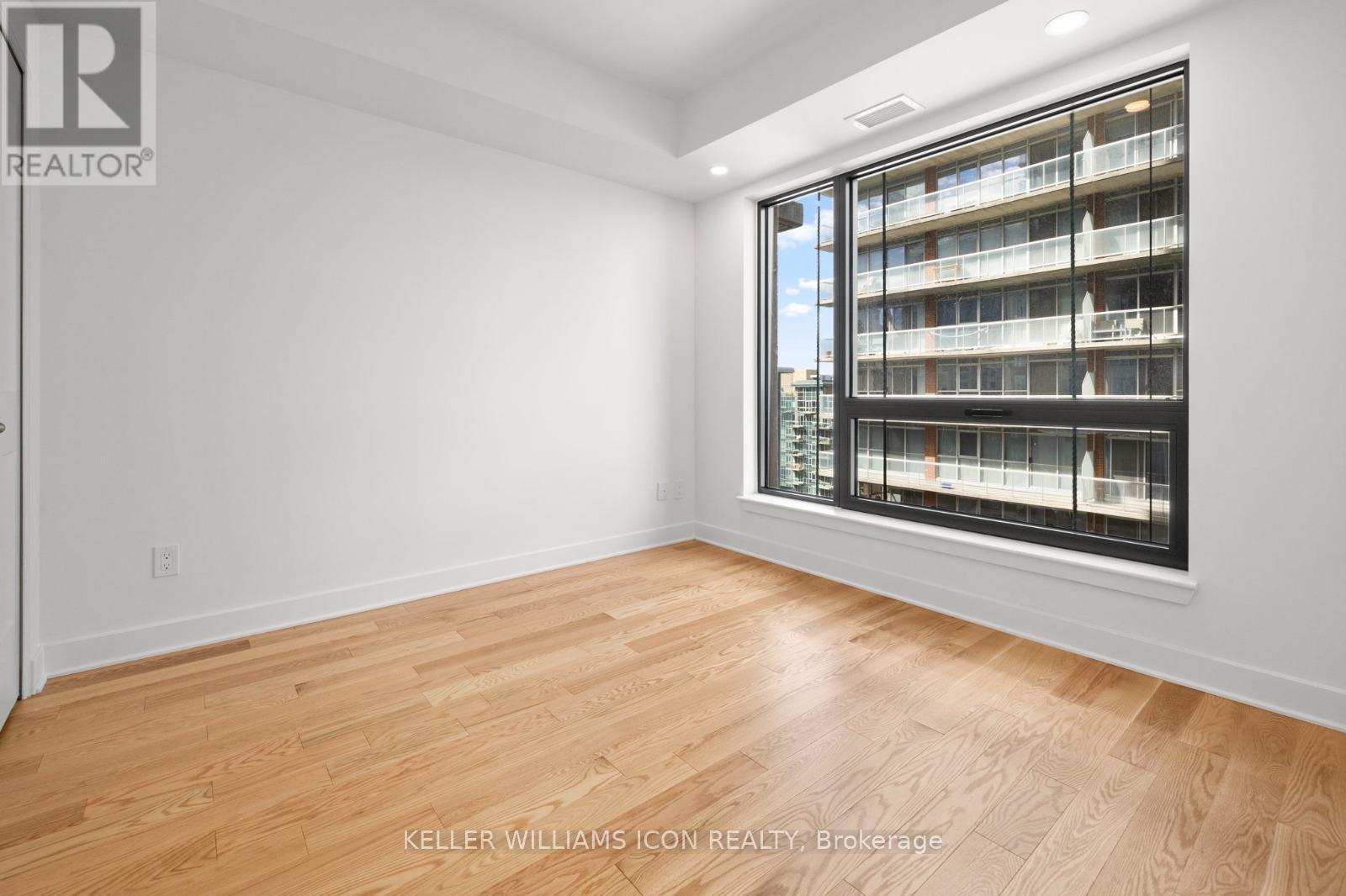 1405 - 180 George Street, Ottawa, Ontario  K1N 0G8 - Photo 9 - X12956202