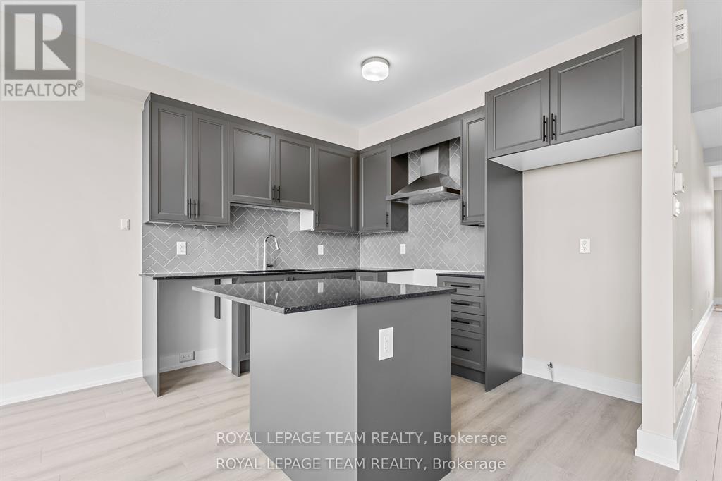 343 Cantering Drive, Ottawa, Ontario K0A 2Z0 - Photo 11 - X12956214