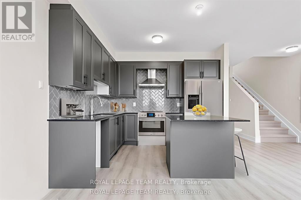 343 Cantering Drive, Ottawa, Ontario K0A 2Z0 - Photo 6 - X12956214