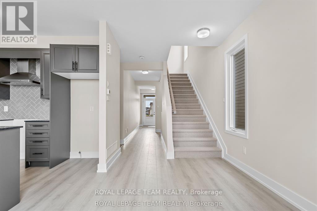 343 Cantering Drive, Ottawa, Ontario K0A 2Z0 - Photo 8 - X12956214