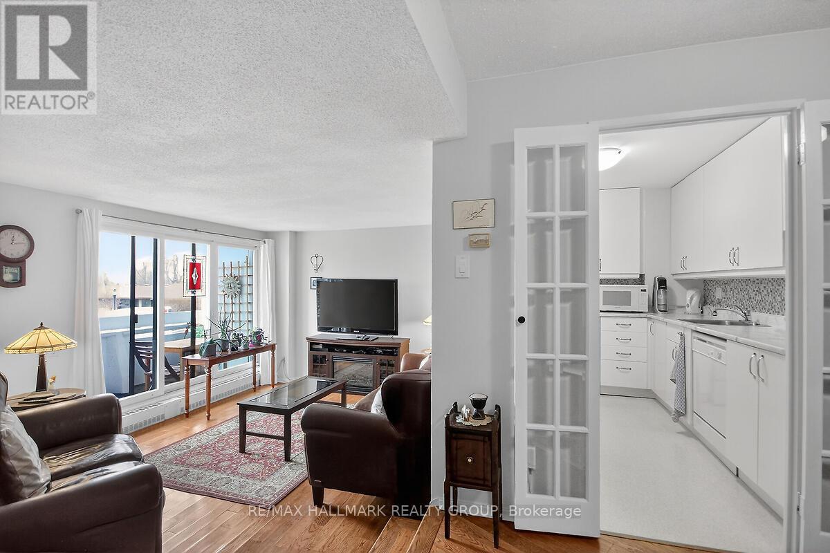 208 - 1081 Ambleside Drive, Ottawa, Ontario  K2B 8C8 - Photo 12 - X12956254