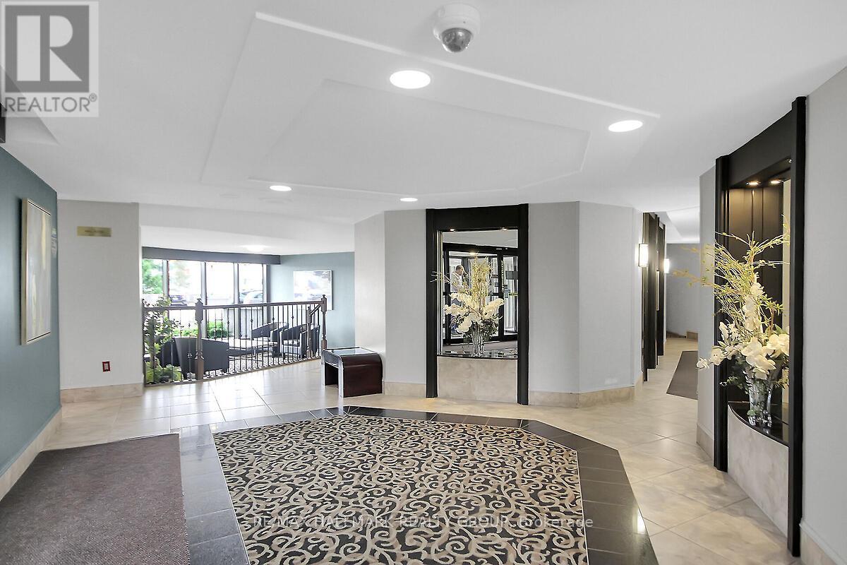 208 - 1081 Ambleside Drive, Ottawa, Ontario  K2B 8C8 - Photo 2 - X12956254