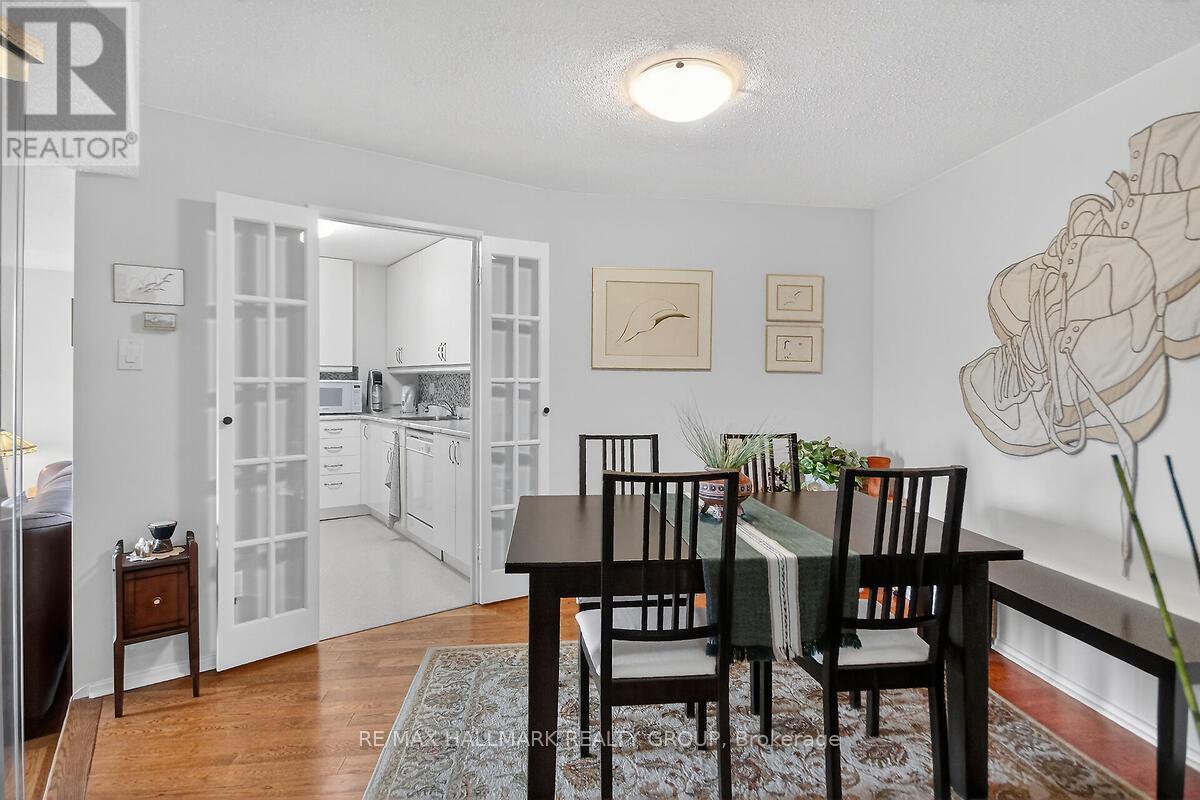 208 - 1081 Ambleside Drive, Ottawa, Ontario  K2B 8C8 - Photo 8 - X12956254