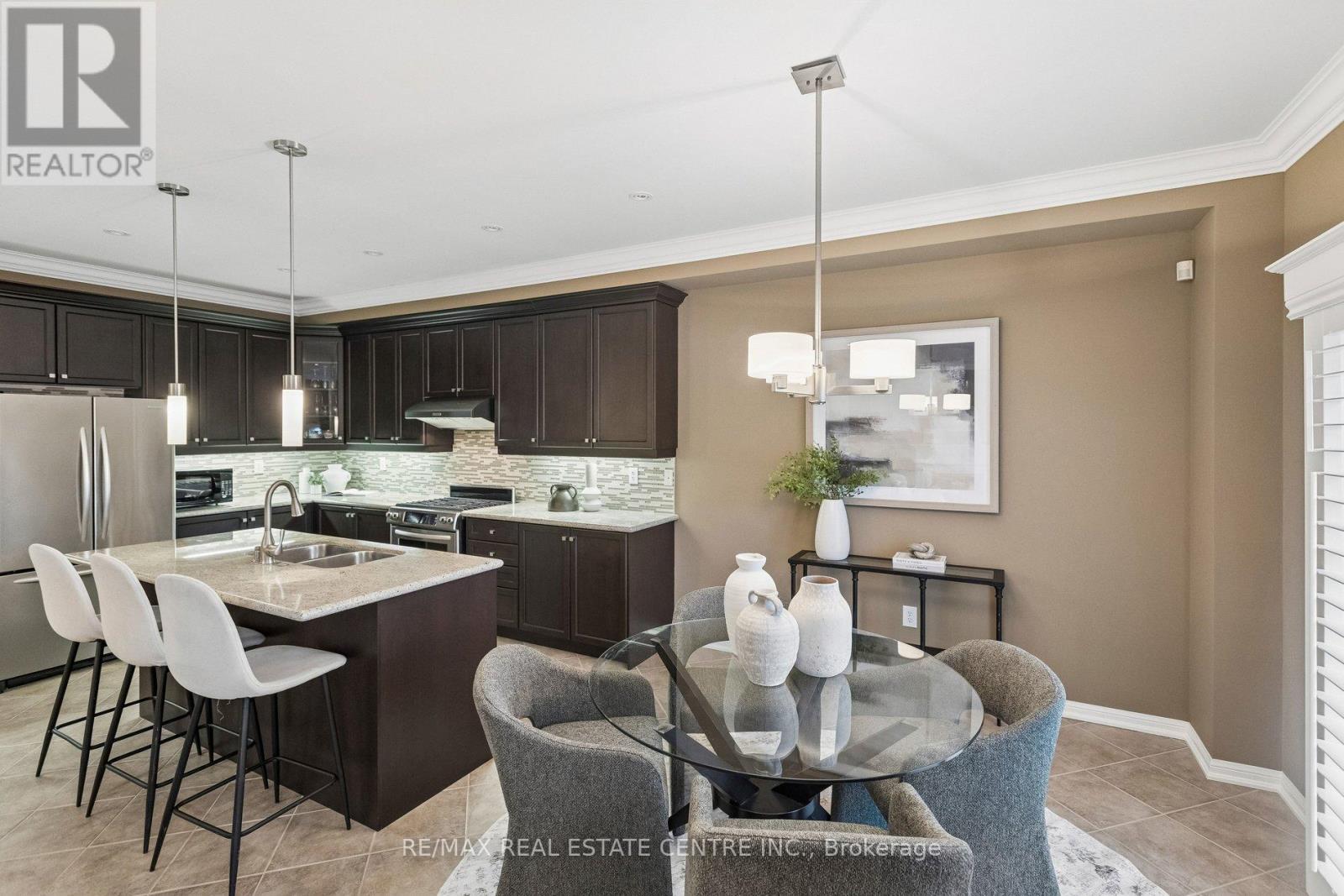 700 Caldwell Crescent, Milton, Ontario  L9T 0H6 - Photo 10 - W12956200