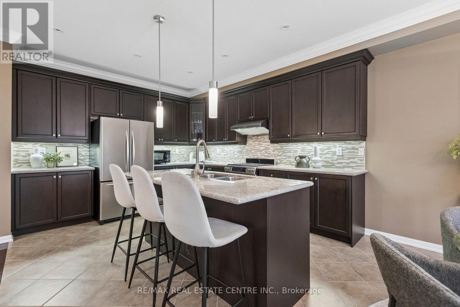 700 Caldwell Crescent, Milton, Ontario  L9T 0H6 - Photo 15 - W12956200