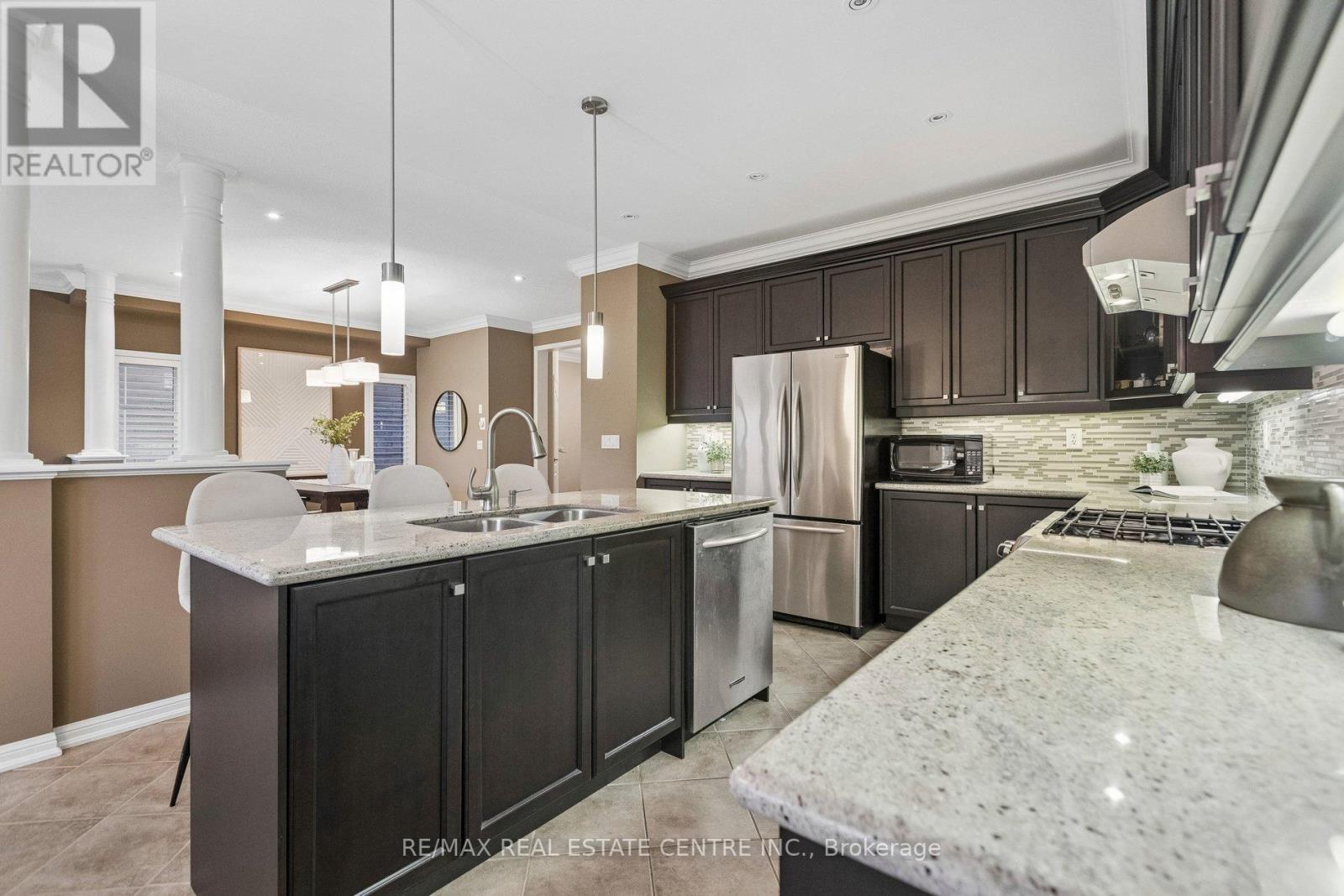 700 Caldwell Crescent, Milton, Ontario  L9T 0H6 - Photo 16 - W12956200