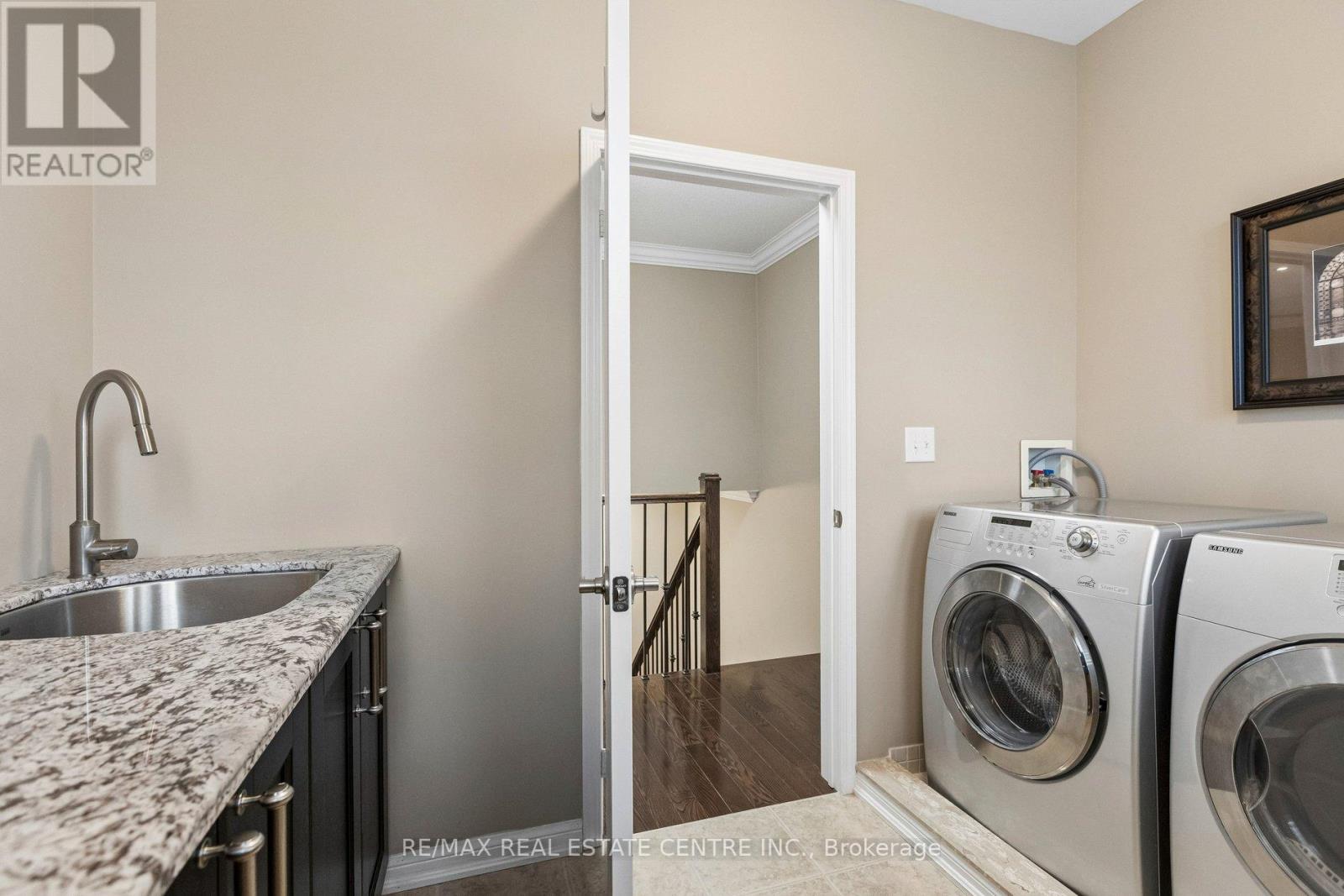 700 Caldwell Crescent, Milton, Ontario  L9T 0H6 - Photo 19 - W12956200