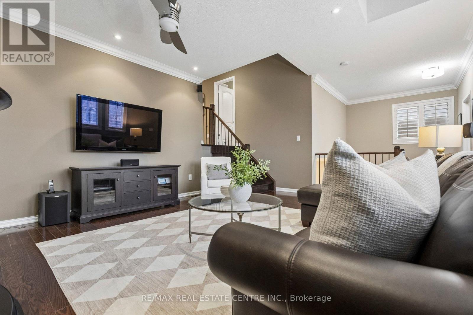 700 Caldwell Crescent, Milton, Ontario  L9T 0H6 - Photo 24 - W12956200