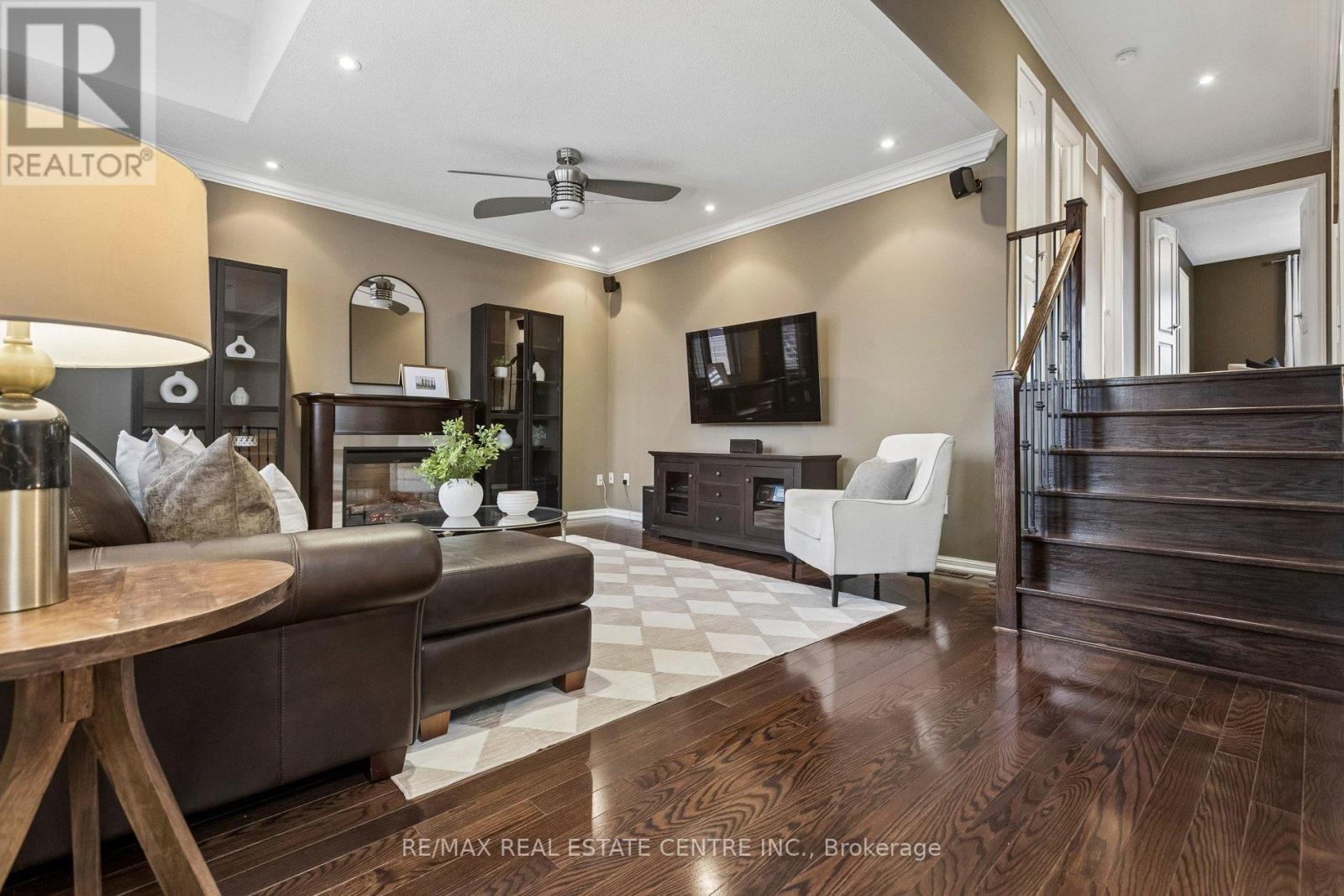 700 Caldwell Crescent, Milton, Ontario  L9T 0H6 - Photo 25 - W12956200