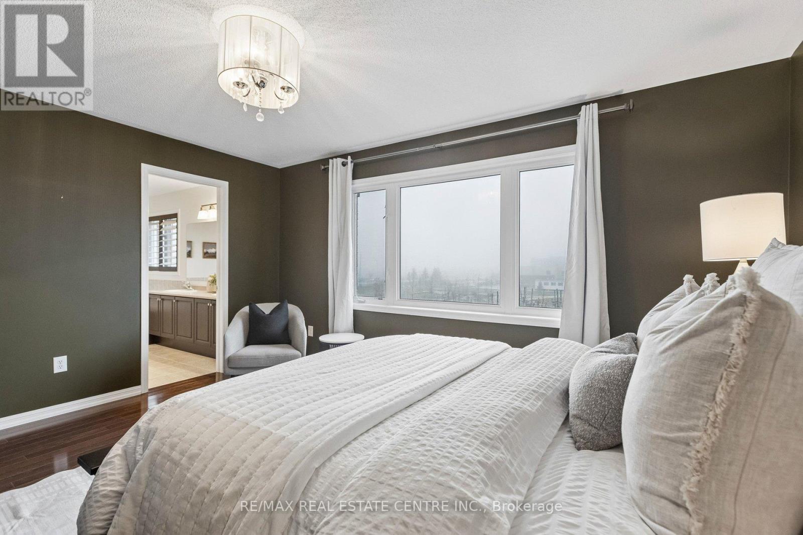 700 Caldwell Crescent, Milton, Ontario  L9T 0H6 - Photo 28 - W12956200