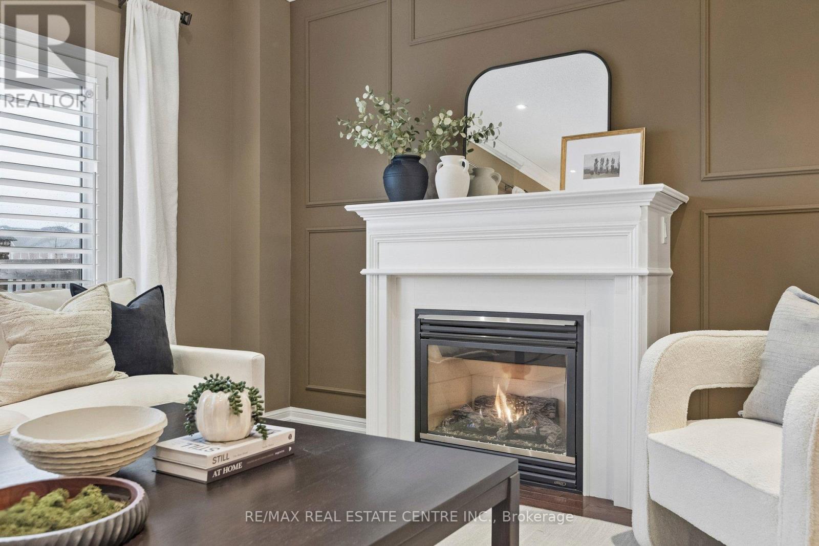 700 Caldwell Crescent, Milton, Ontario  L9T 0H6 - Photo 8 - W12956200