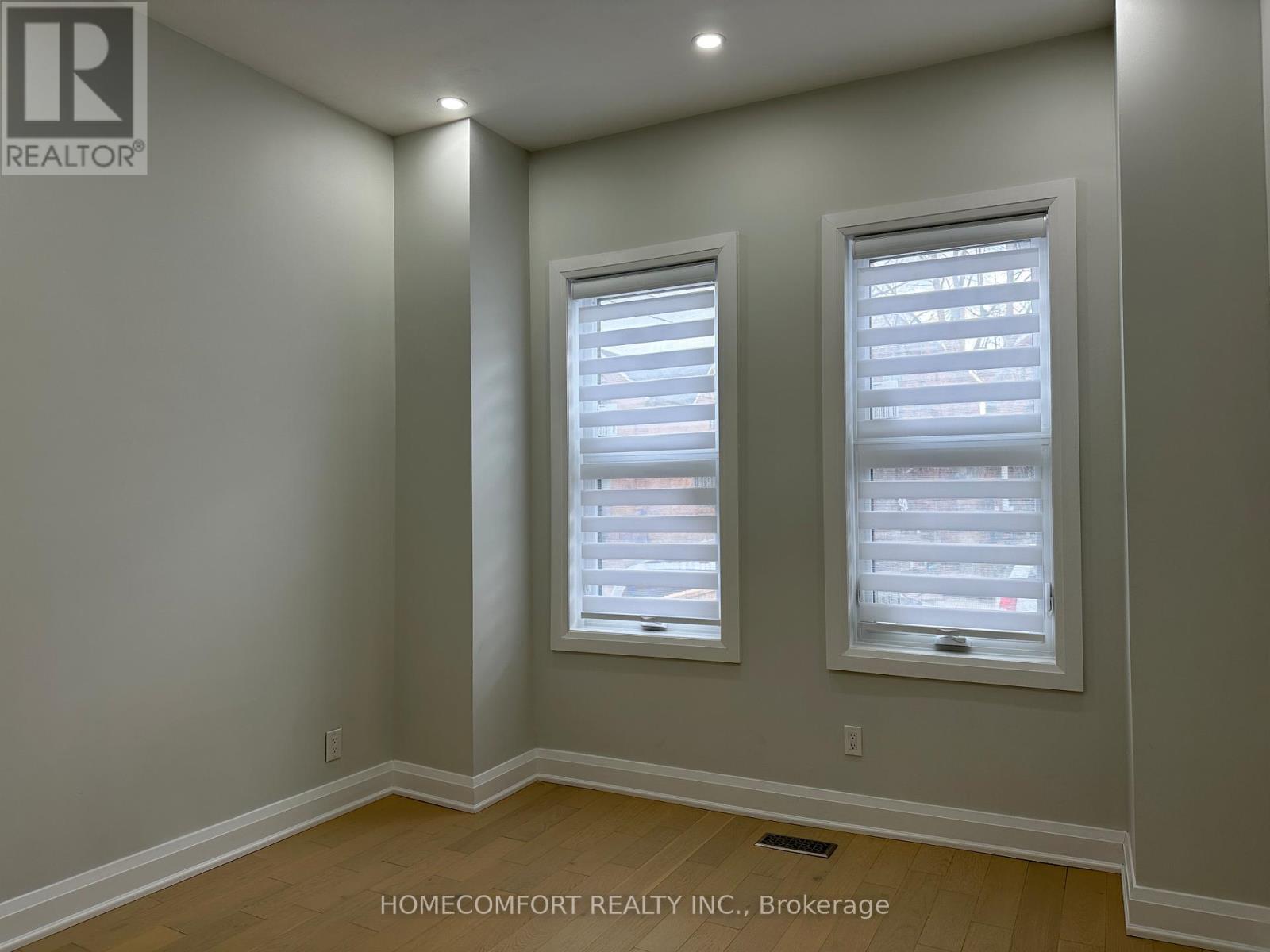 Main Floor - 211 Osler Street, Toronto, Ontario  M6N 2Z2 - Photo 10 - W12956210