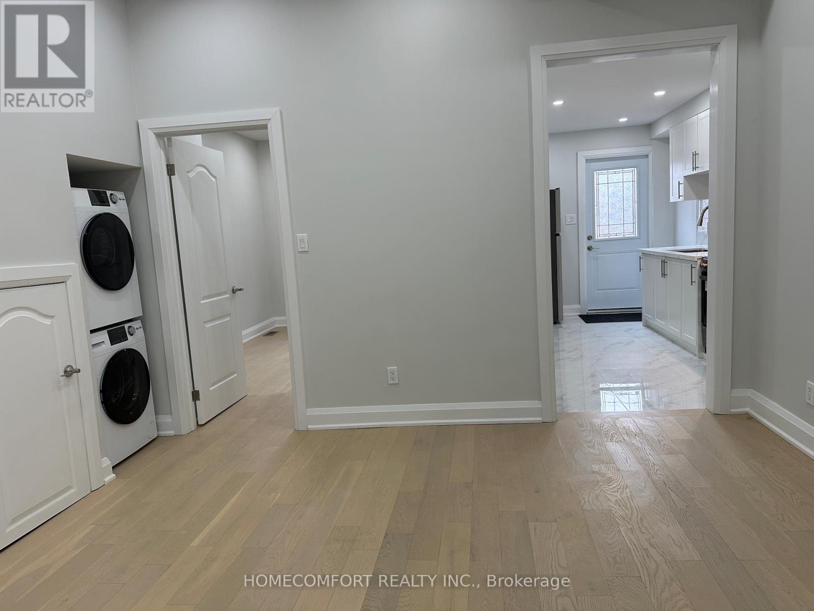 Main Floor - 211 Osler Street, Toronto, Ontario  M6N 2Z2 - Photo 12 - W12956210