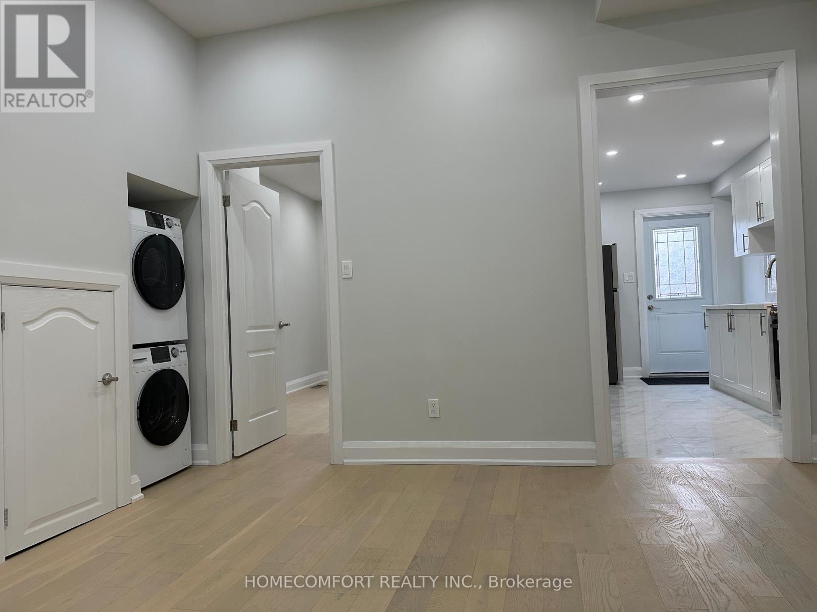 Main Floor - 211 Osler Street, Toronto, Ontario  M6N 2Z2 - Photo 13 - W12956210