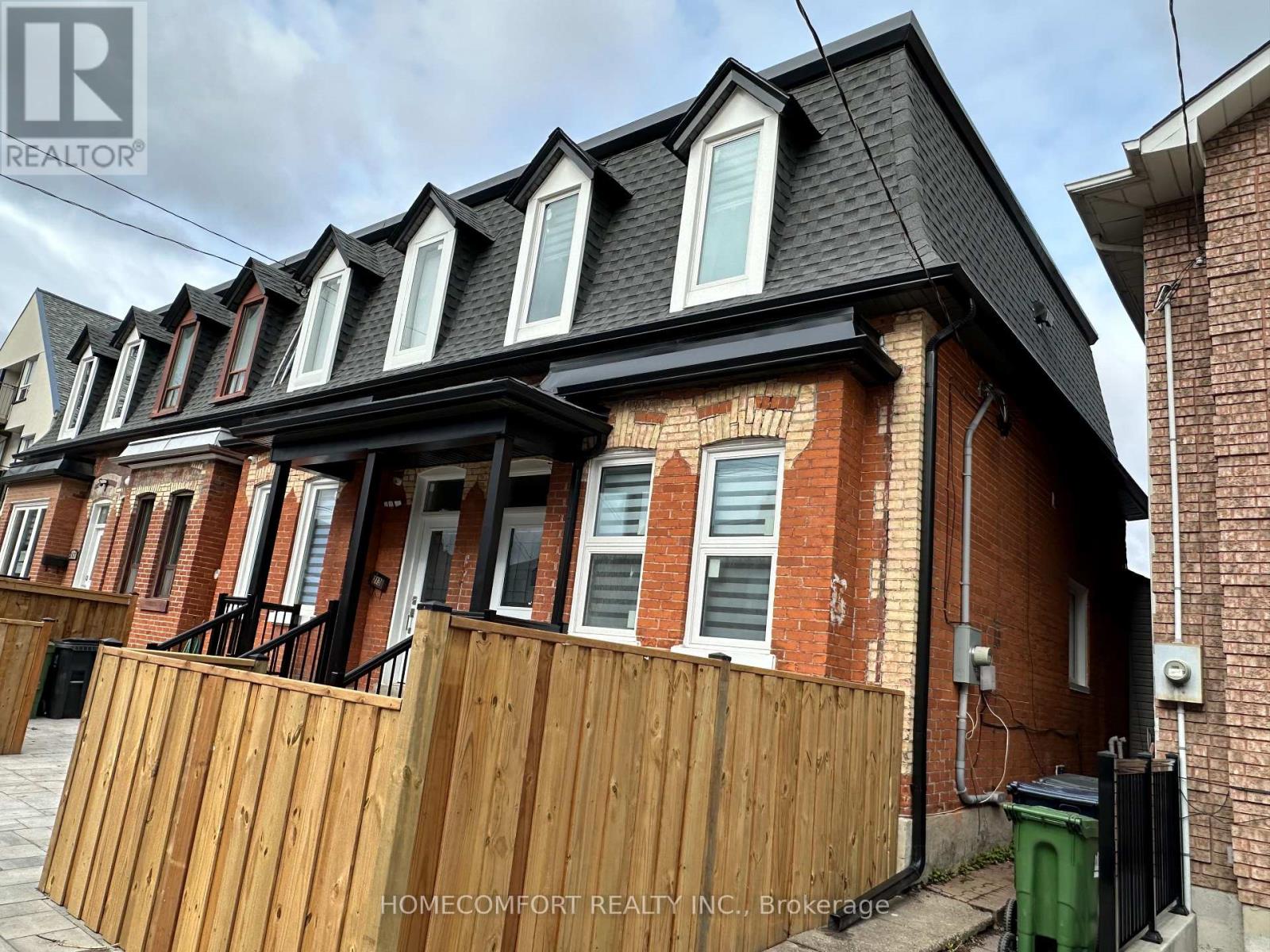 Main Floor - 211 Osler Street, Toronto, Ontario  M6N 2Z2 - Photo 2 - W12956210