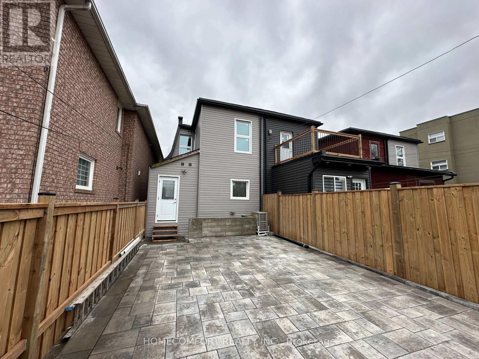 Main Floor - 211 Osler Street, Toronto, Ontario  M6N 2Z2 - Photo 24 - W12956210