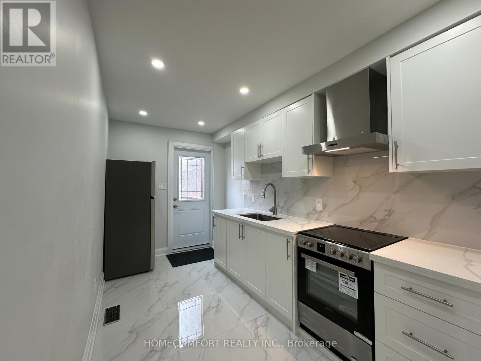 Main Floor - 211 Osler Street, Toronto, Ontario  M6N 2Z2 - Photo 7 - W12956210