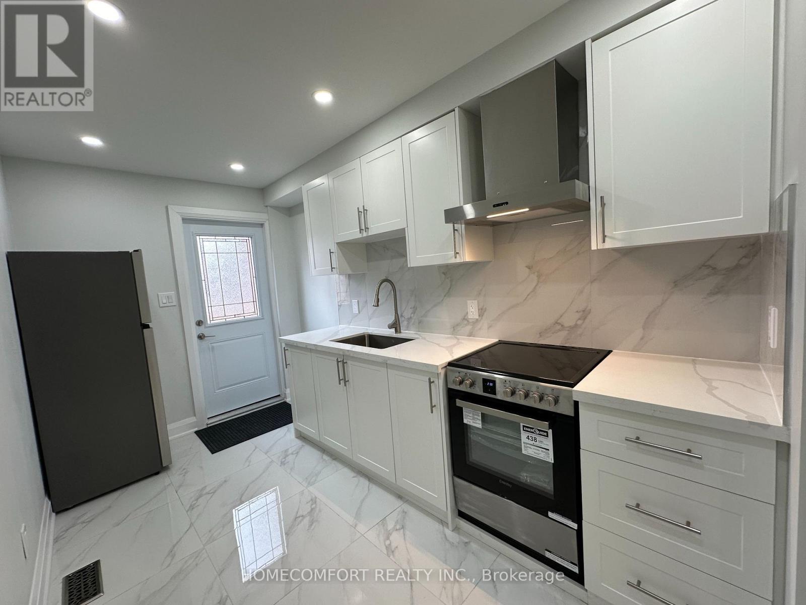 Main Floor - 211 Osler Street, Toronto, Ontario  M6N 2Z2 - Photo 8 - W12956210