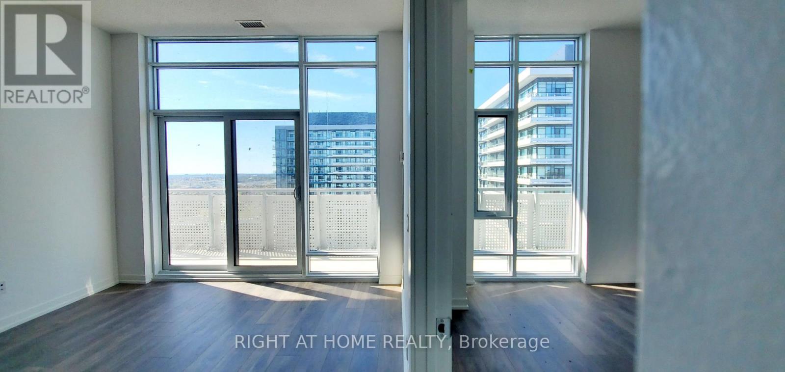 1901 - 2520 Eglinton Avenue W, Mississauga, Ontario  L5M 0Y4 - Photo 30 - W12956250