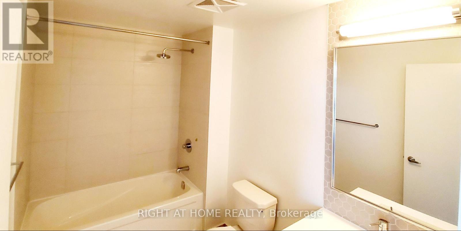 1901 - 2520 Eglinton Avenue W, Mississauga, Ontario  L5M 0Y4 - Photo 31 - W12956250