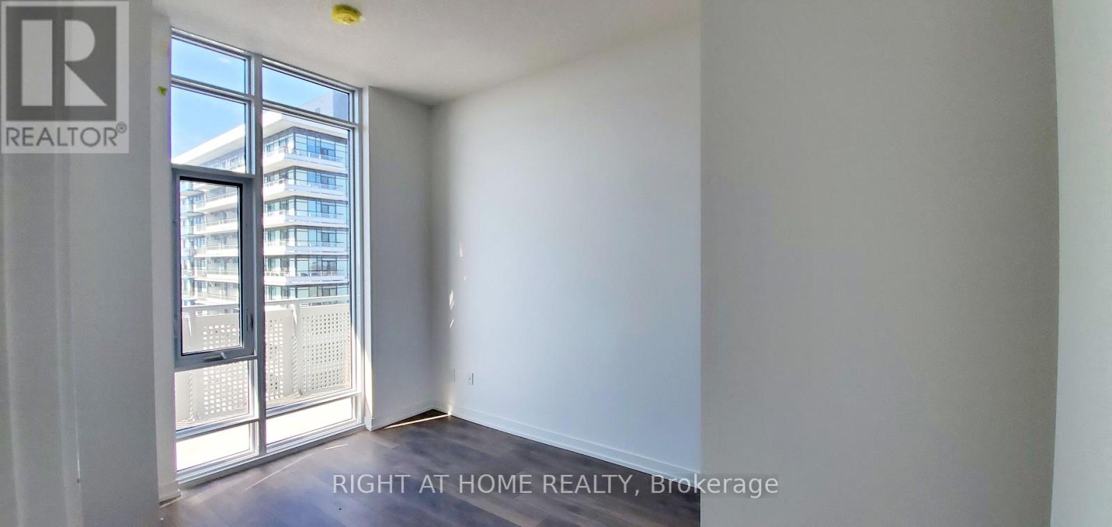 1901 - 2520 Eglinton Avenue W, Mississauga, Ontario  L5M 0Y4 - Photo 32 - W12956250