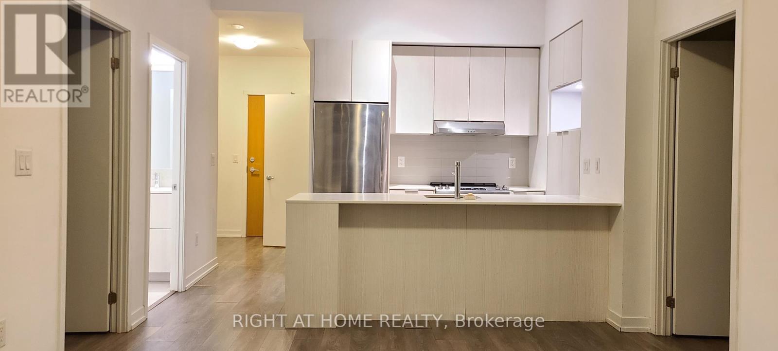 1901 - 2520 Eglinton Avenue W, Mississauga, Ontario  L5M 0Y4 - Photo 35 - W12956250