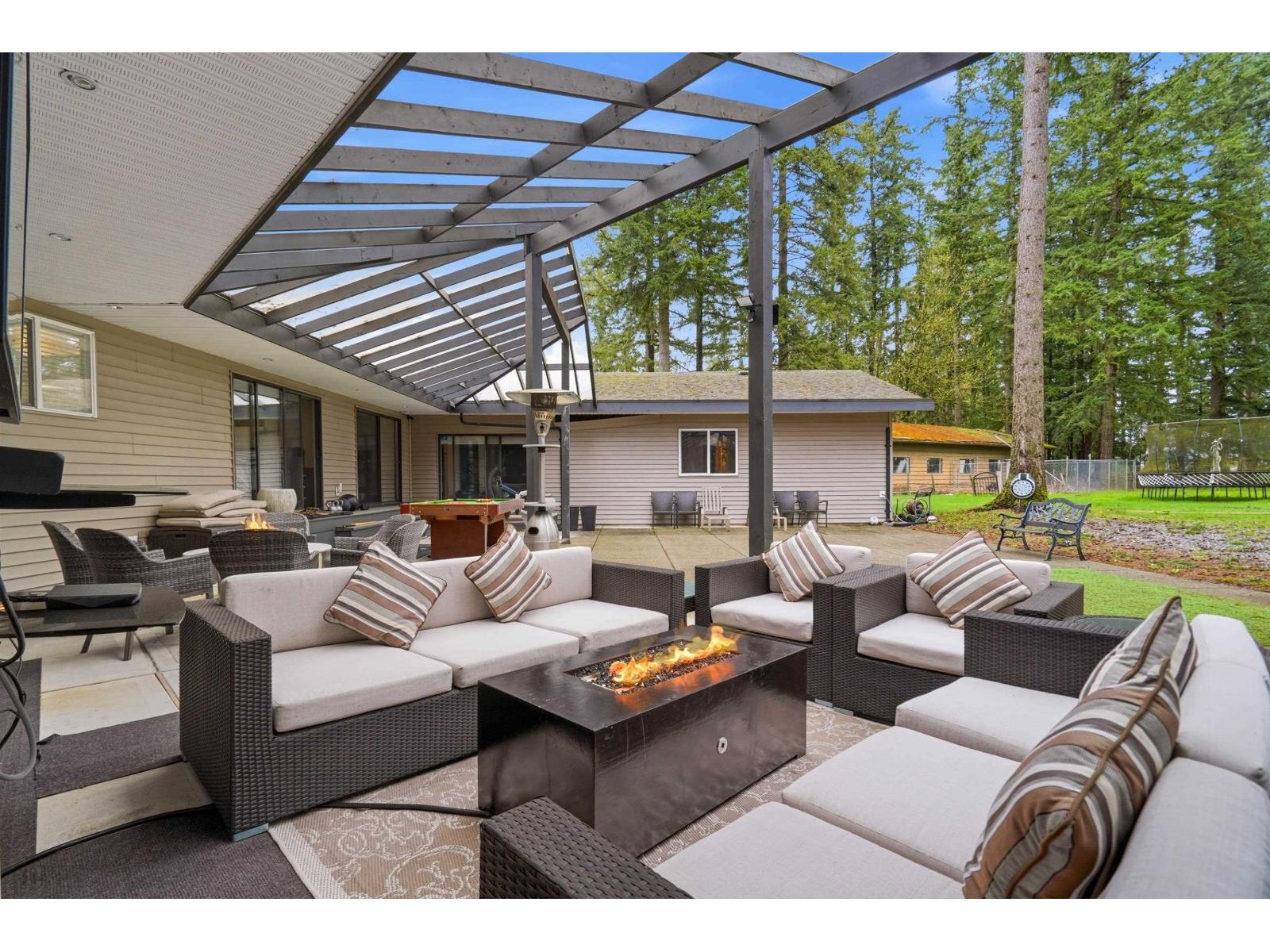 2890 202 Street, Langley, British Columbia  V2Z 2B9 - Photo 11 - R3106614