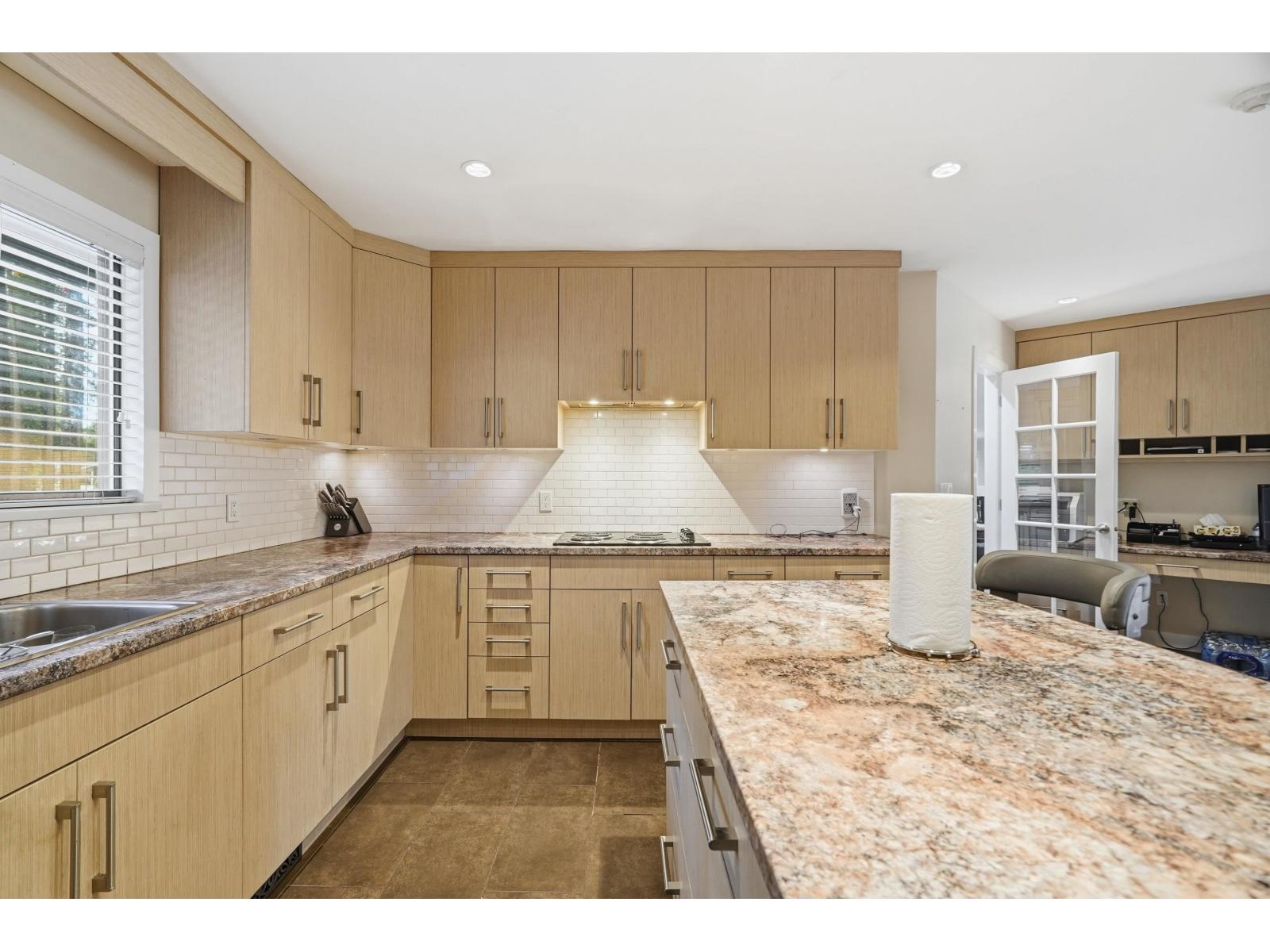 2890 202 Street, Langley, British Columbia  V2Z 2B9 - Photo 15 - R3106614