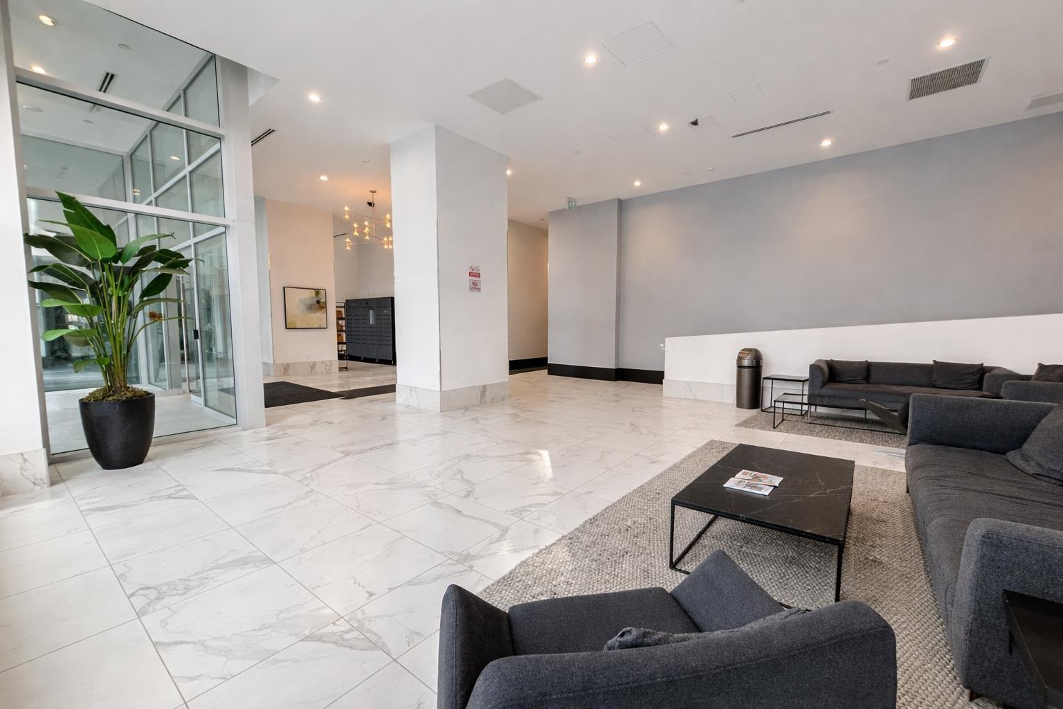 38xx 13350 Central Avenue, Surrey, British Columbia  V3T 0S1 - Photo 4 - R3102491