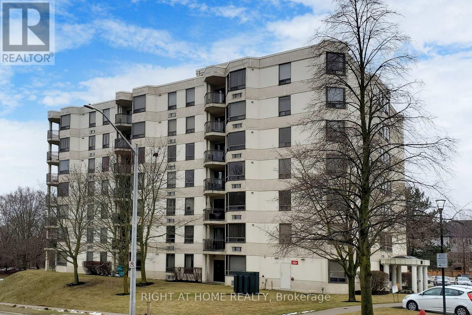 403 - 688 Preston Parkway, Cambridge, Ontario  N3H 5K6 - Photo 17 - X12956246