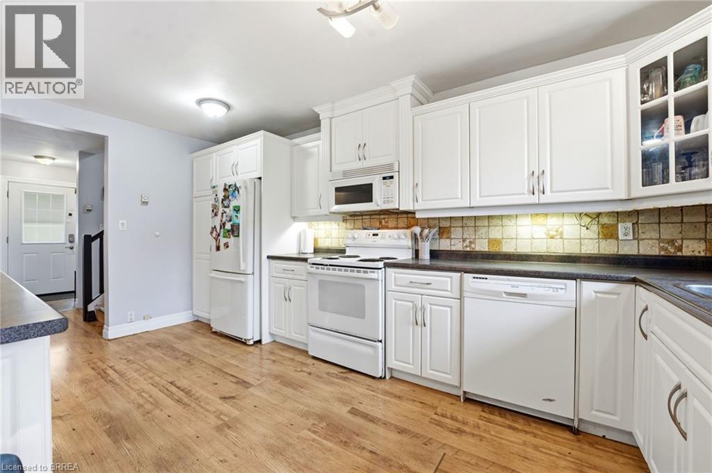 30 Magnolia Street, Brantford, Ontario  N3R 1P8 - Photo 10 - 40816745