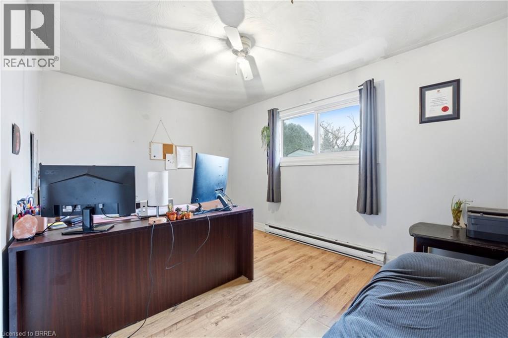 30 Magnolia Street, Brantford, Ontario  N3R 1P8 - Photo 23 - 40816745