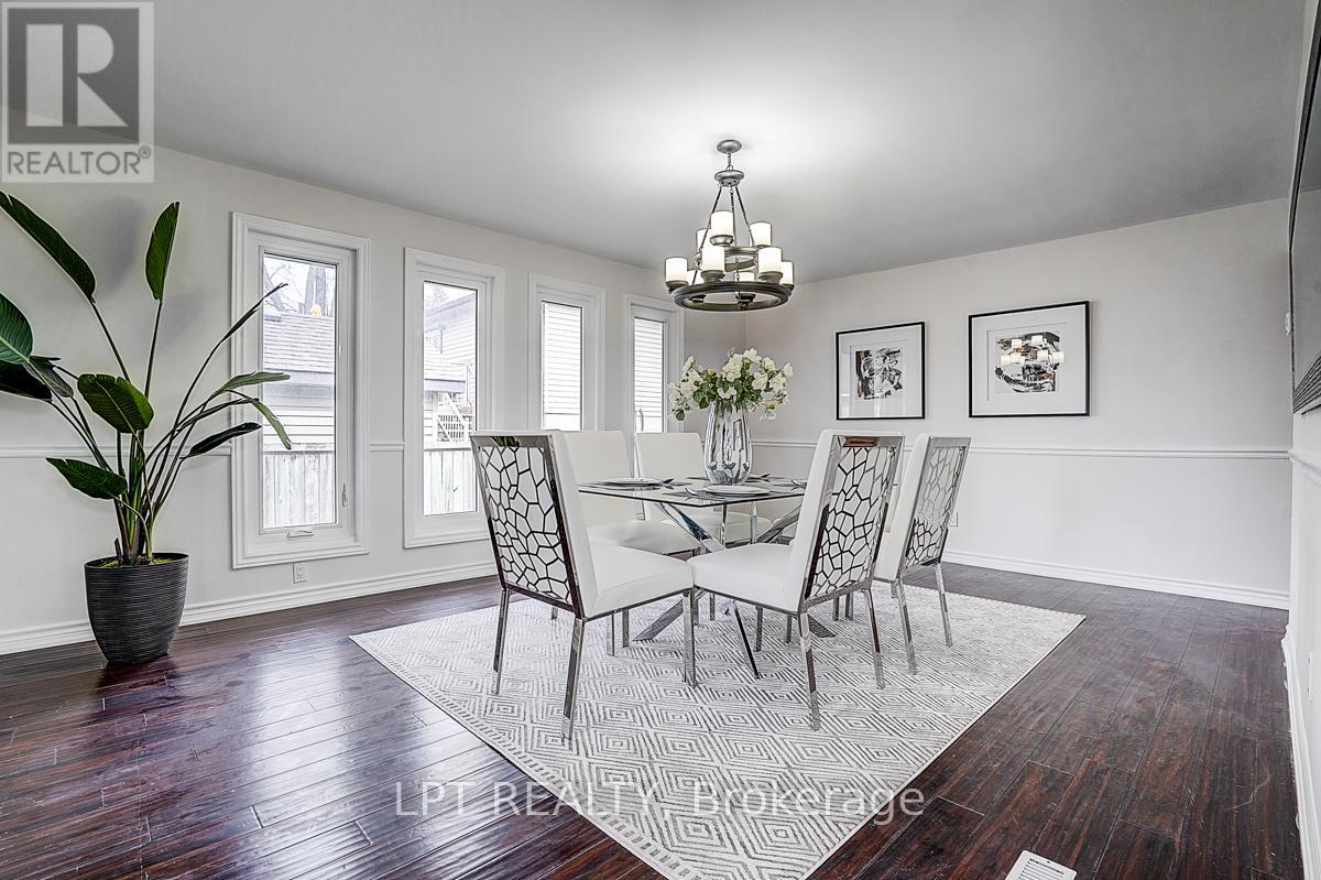 194 South Channel Drive, Georgina, Ontario  L4P 2N3 - Photo 12 - N12938166