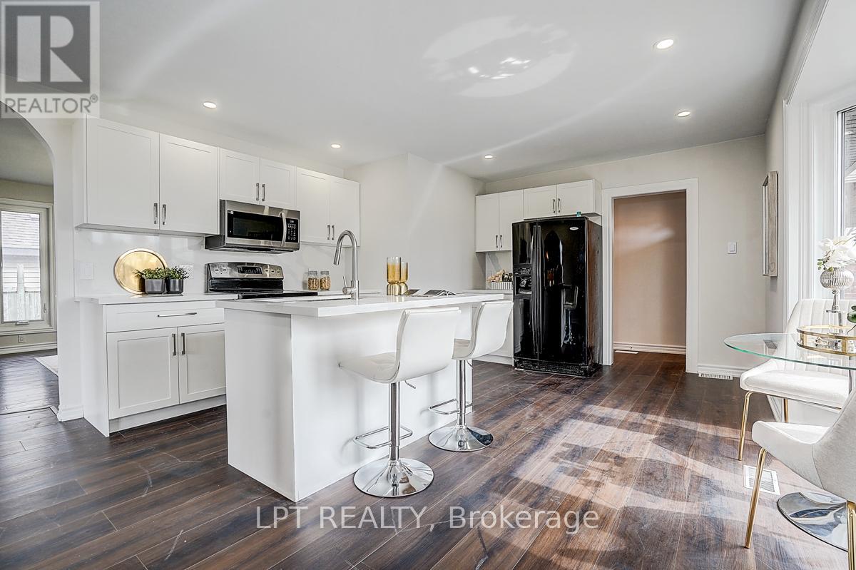 194 South Channel Drive, Georgina, Ontario  L4P 2N3 - Photo 6 - N12938166