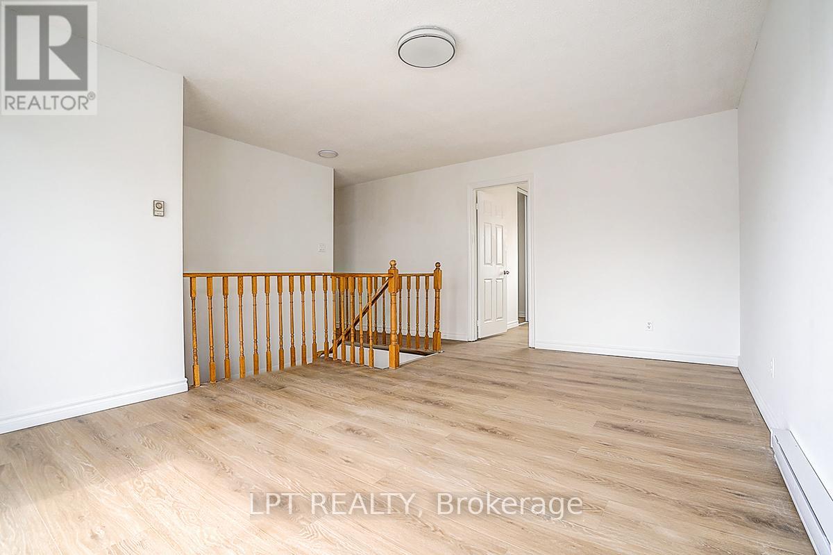 194 South Channel Drive, Georgina, Ontario  L4P 2N3 - Photo 34 - N12938166