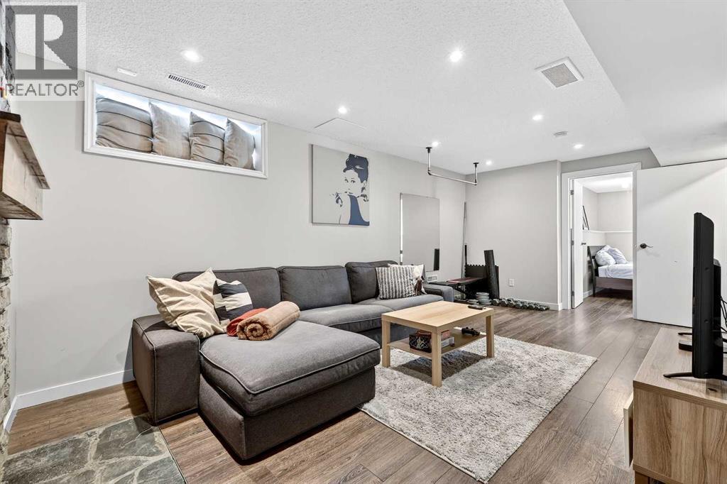 10796 Hidden Valley Drive NW, Calgary, Alberta  T3A 5H6 - Photo 41 - A2297888