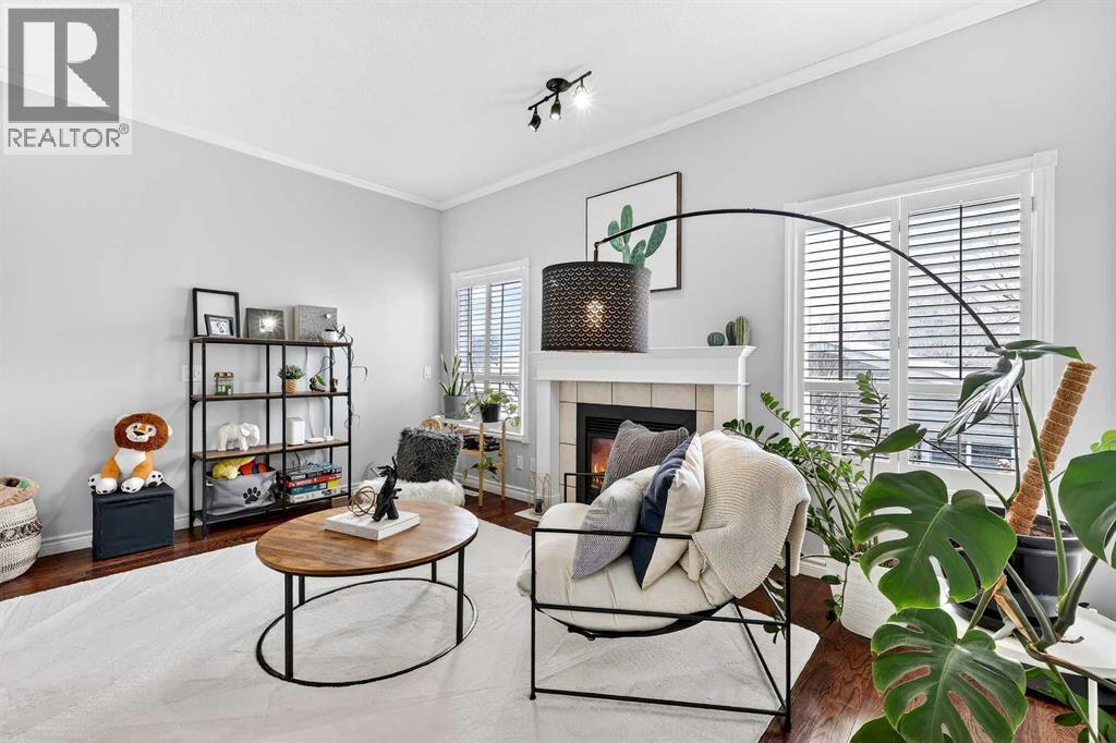 10796 Hidden Valley Drive NW, Calgary, Alberta  T3A 5H6 - Photo 7 - A2297888